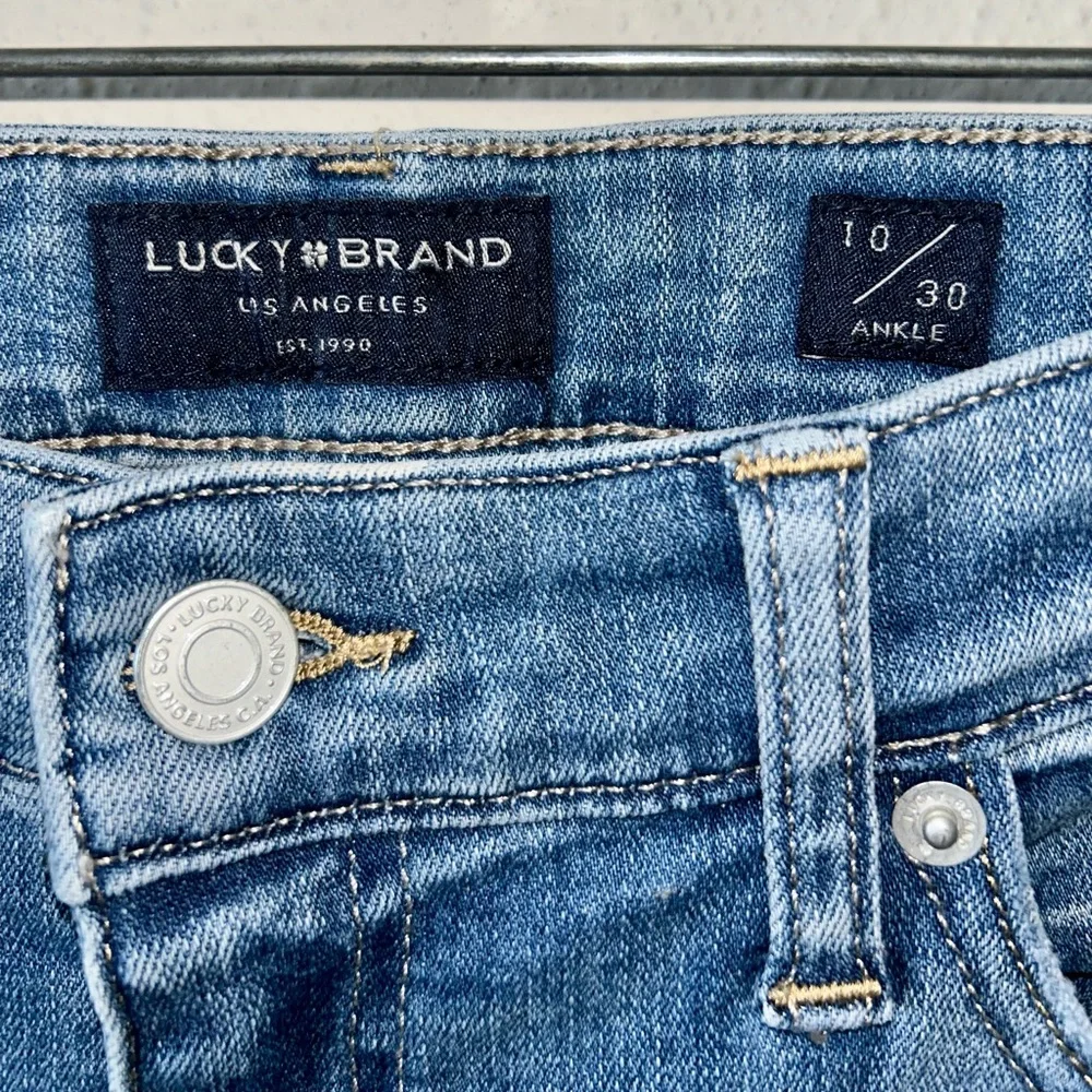 Lucky Brand Stella stretchy low rise skinny denim blue ankle jeans size 10/30 - Picture 6 of 13